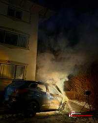 Pkw-Brand in der Nacht: Großaufgebot verhindert Schlimmeres in Mayrhofen
