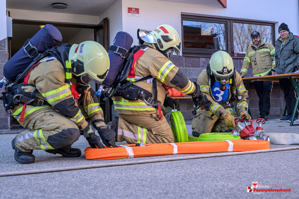Erfolgreiche 25. Atemschutzleistungsprüfung - Bezirks-Feuerwehrverband Schwaz