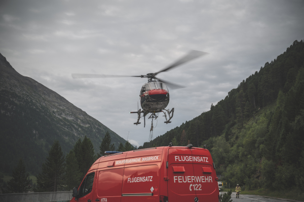 Waldbrand in Ginzling: Feuerwehr und Flugdienst verhinderten größere Ausbreitung