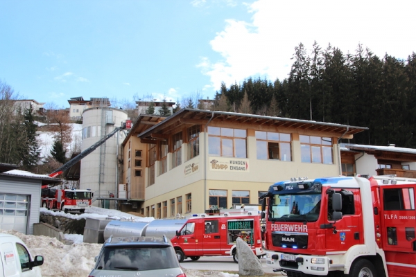 Brand einer Tischlerei am Weerberg