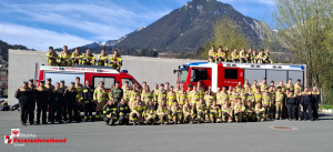 Bezirksgrundlehrgang in Jenbach – starkes Fundament für den Feuerwehrdienst gelegt