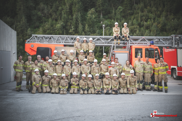 Einsatznacht der Feuerwehrjugend im Abschnitt Mayrhofen